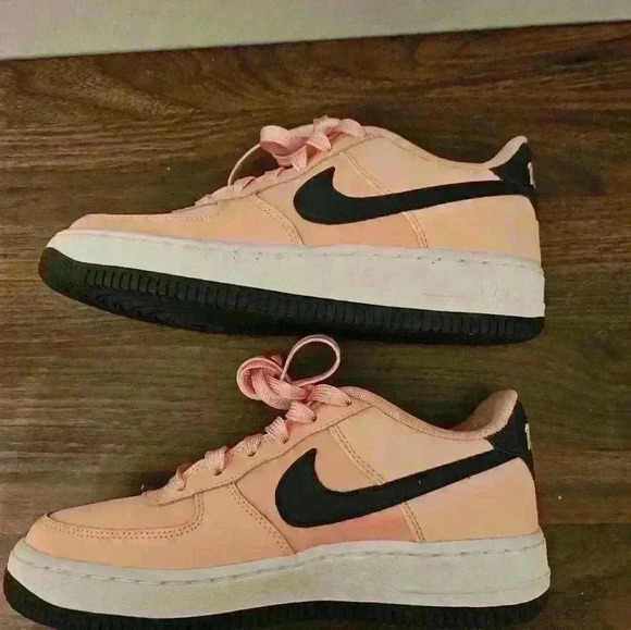 Nike Air Force 1 Valentine Day Bleached Coral Low Top Sneaker 4Y BQ6980-600 - Picture 5 of 12